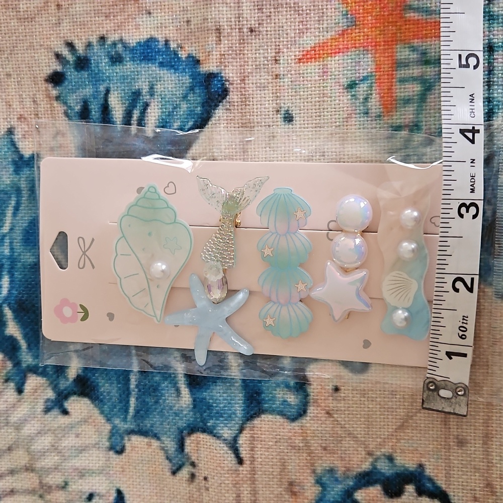Sea Shell Hair Clips - Picture 3 of 3